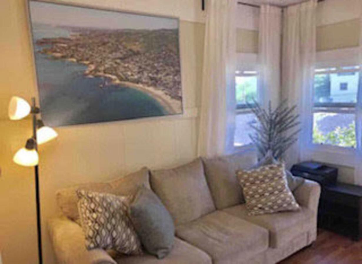 Skyline Vitali Siesta Couch Quarters In Heart Of Echo Park Dtla Awaits Hébergement de vacances